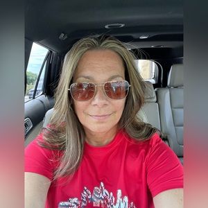 Meet your Posher, Kristin